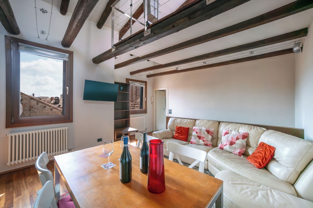 Panoramic Penthouse, Annex Building (San Polo District) photo 2