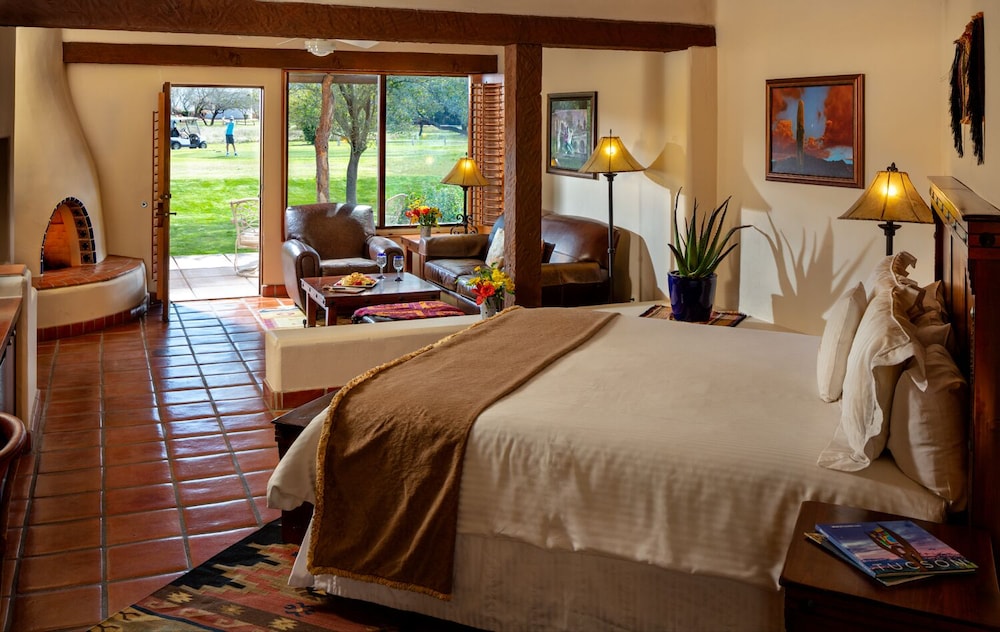 Room, 1 King Bed (Hacienda Room) - Photo 1