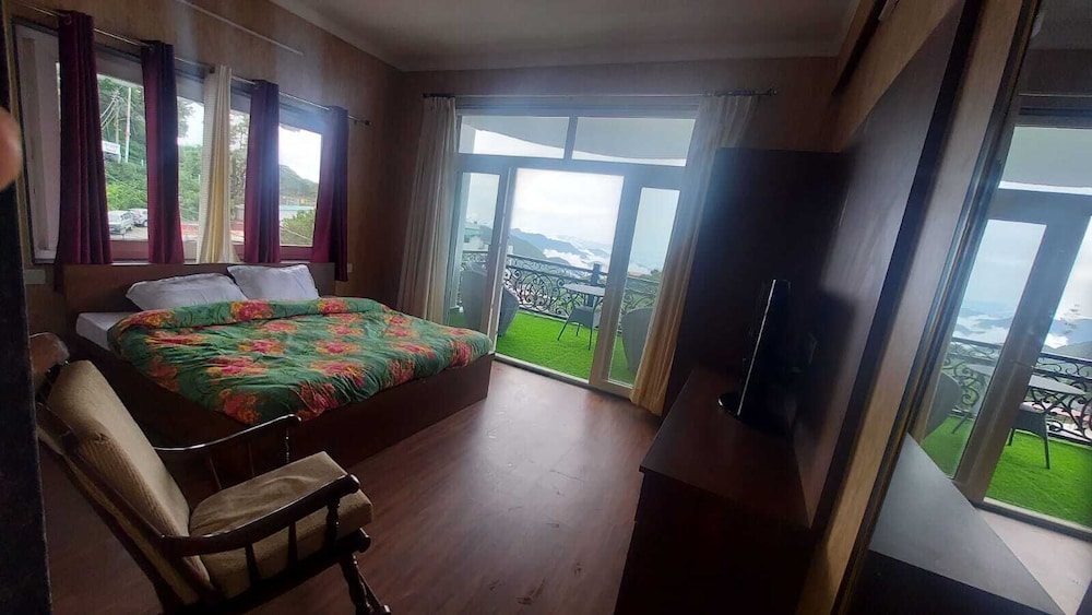 Lovely 2BHK | Massive Valley View. 3mins