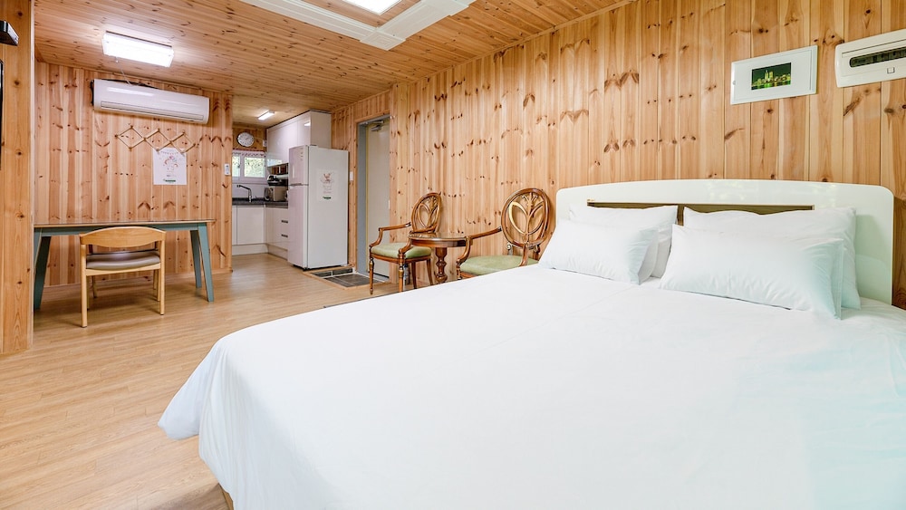 Basic Room, 2 Bedrooms (Healing room) photo 3