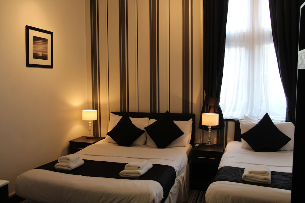 Triple Room - Photo 2