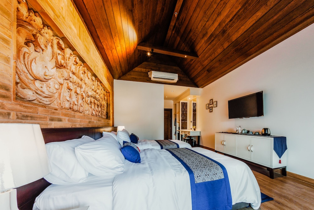 Deluxe Twin Room, Balcony (Wooden Ceiling - Air purifiers) photo 2