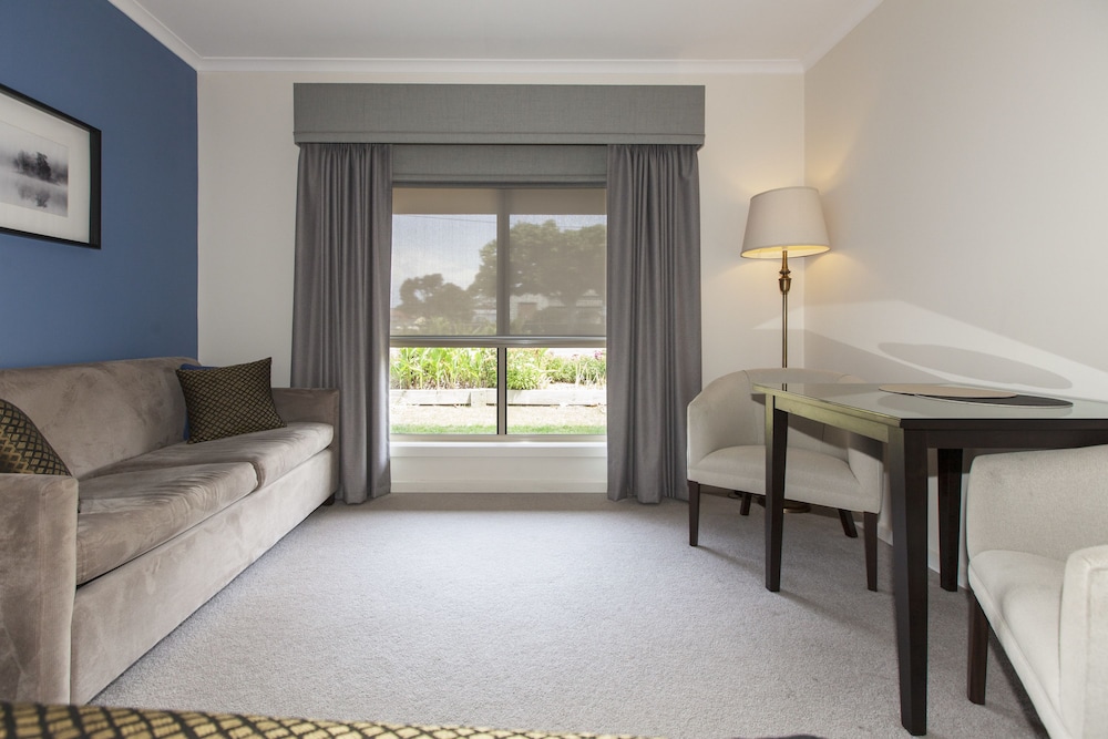 Executive Room photo 2