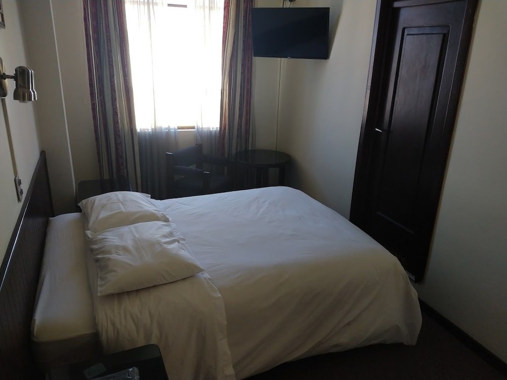 Single Room photo 1