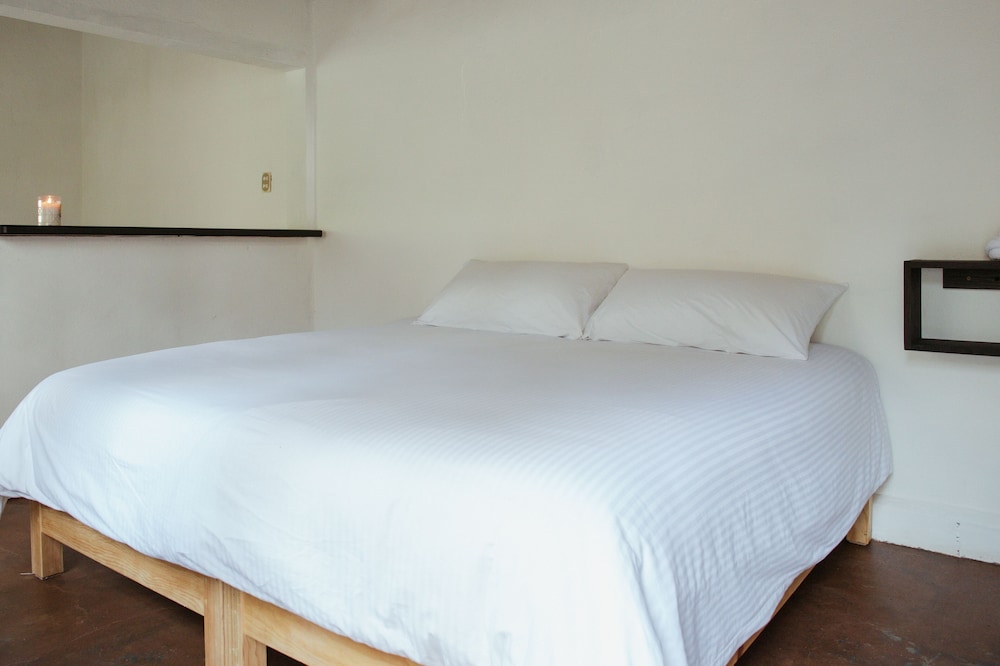 Standard Room photo 2