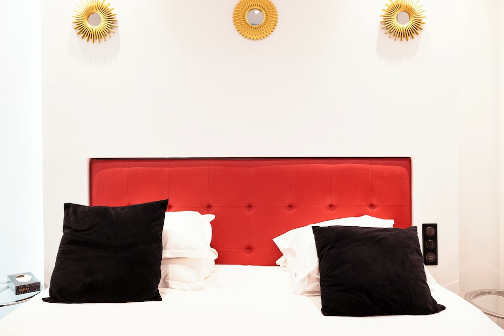 Classic Double or Twin Room, Courtyard Area photo 2