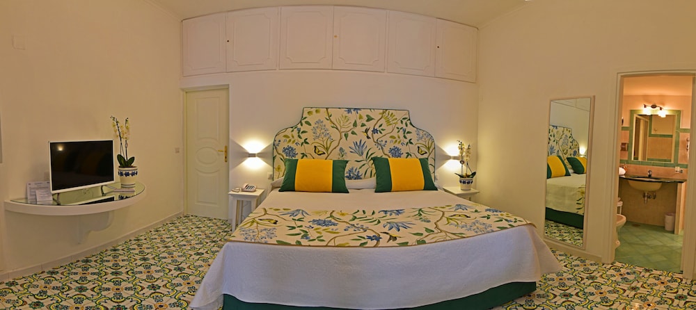 Superior Double Room, Terrace, Garden View photo 2