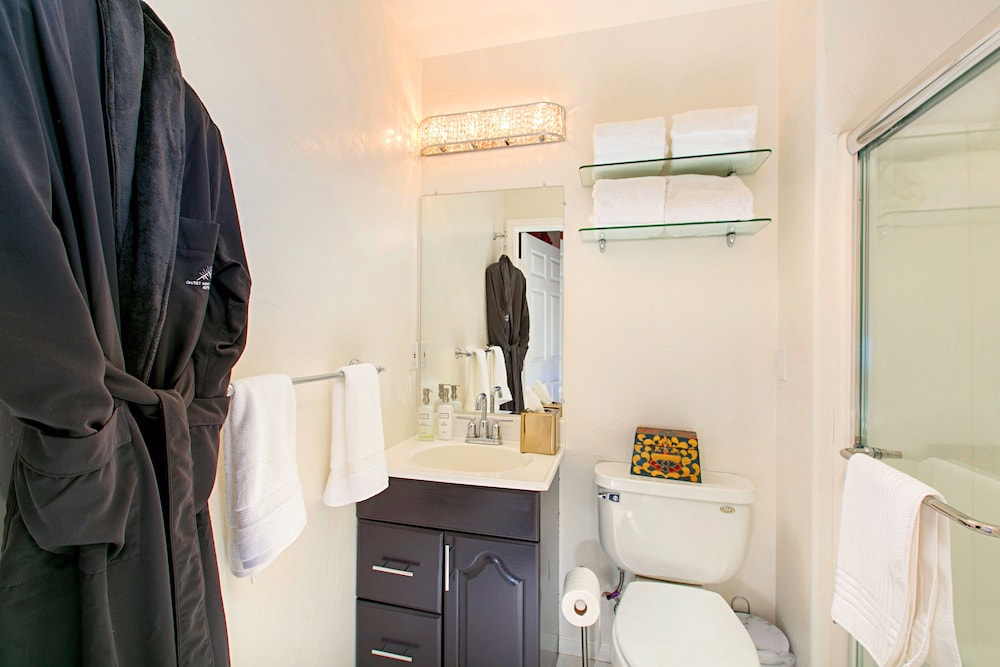 Hilltop Junior Suite - Photo 4