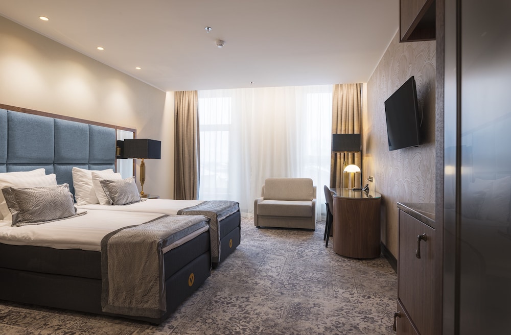 Superior Double or Twin Room photo 3