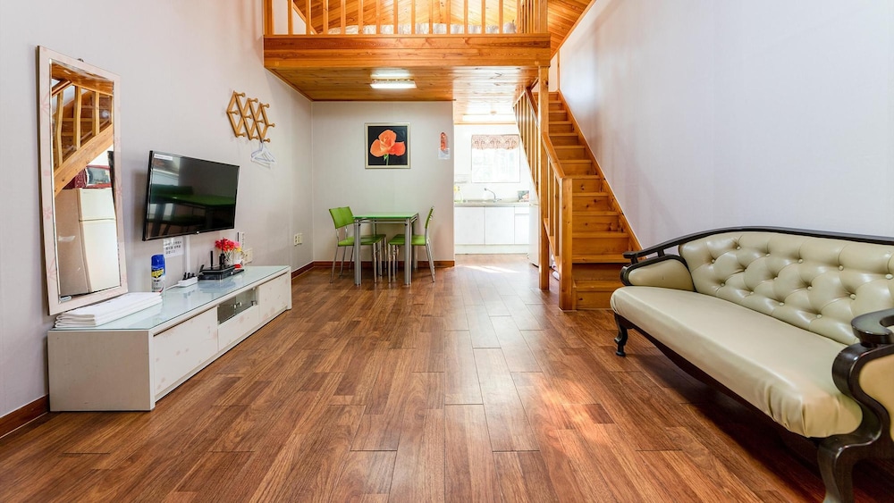 Basic Room, 1 Bedroom (Joohwang) - Photo 1