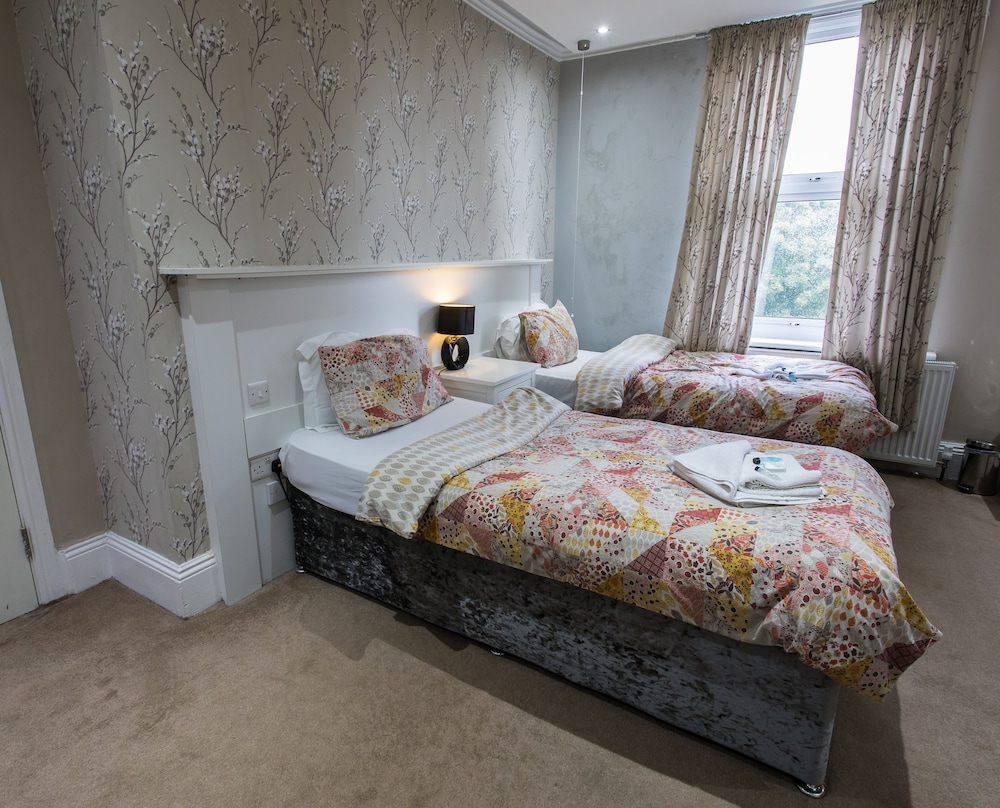 Twin Room, Ensuite - Photo 8