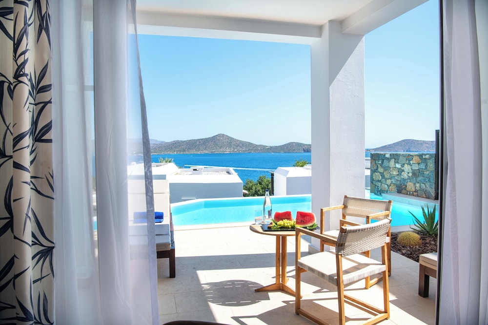 Mythica Bungalow with Sharing Pool, Sea View - Photo 4