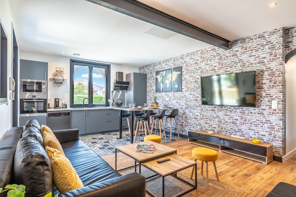 Premium Apartment photo 1