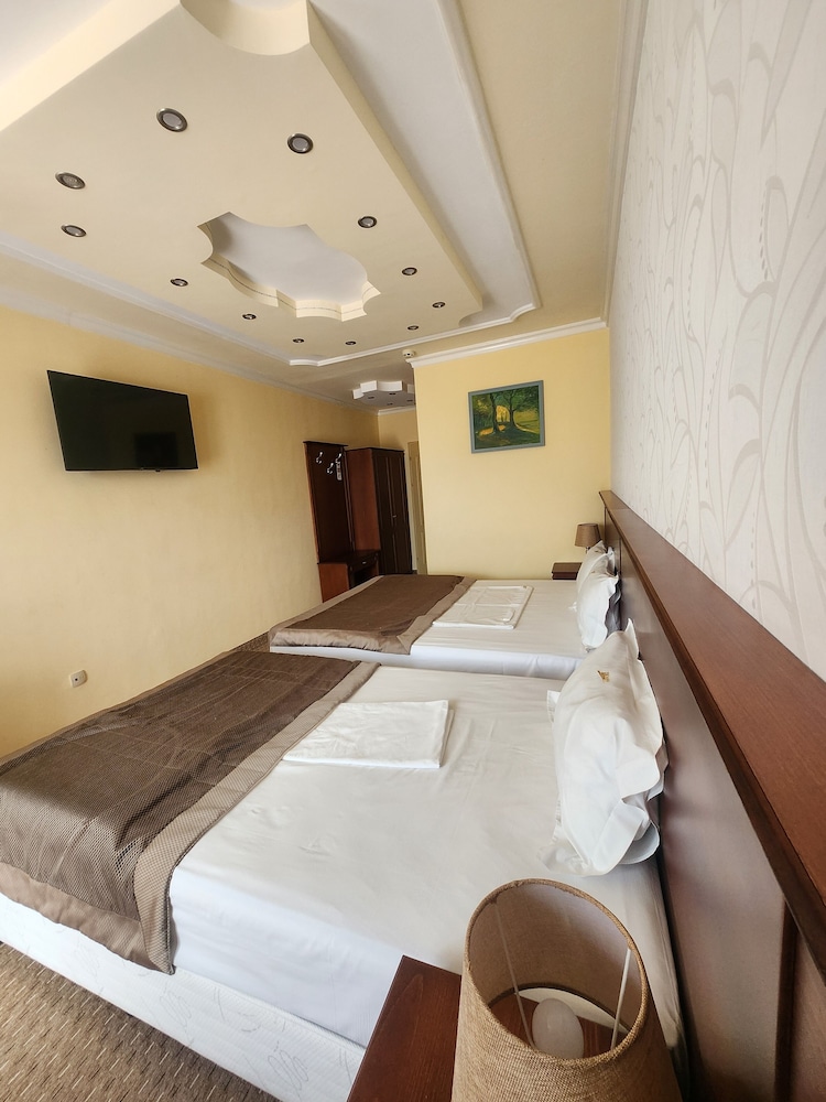 Comfort Triple Room photo 2
