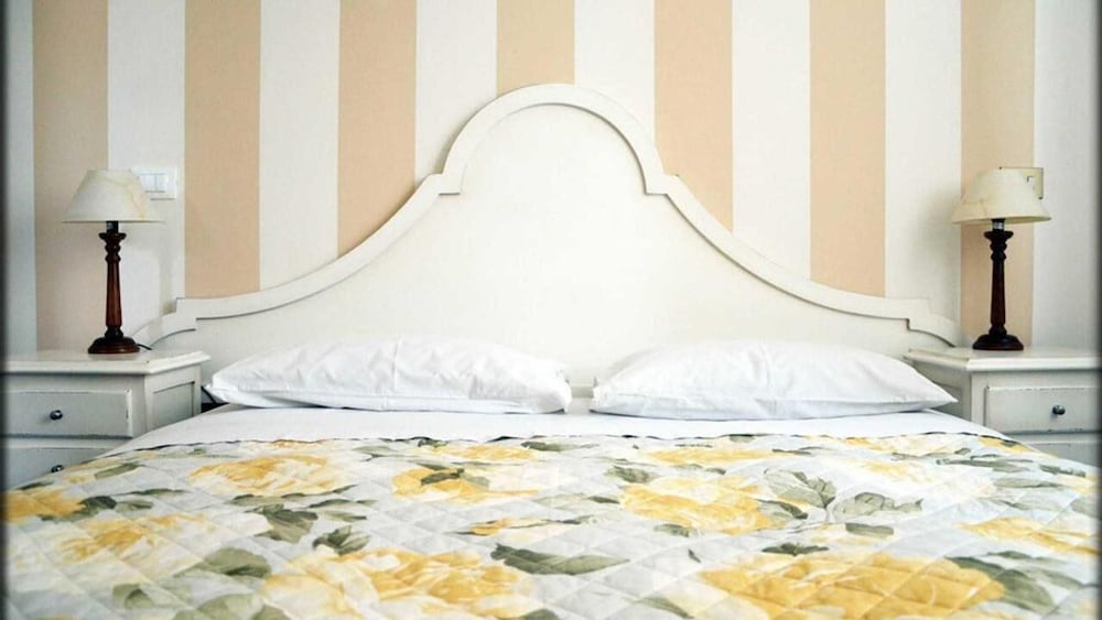 Comfort Room photo 2