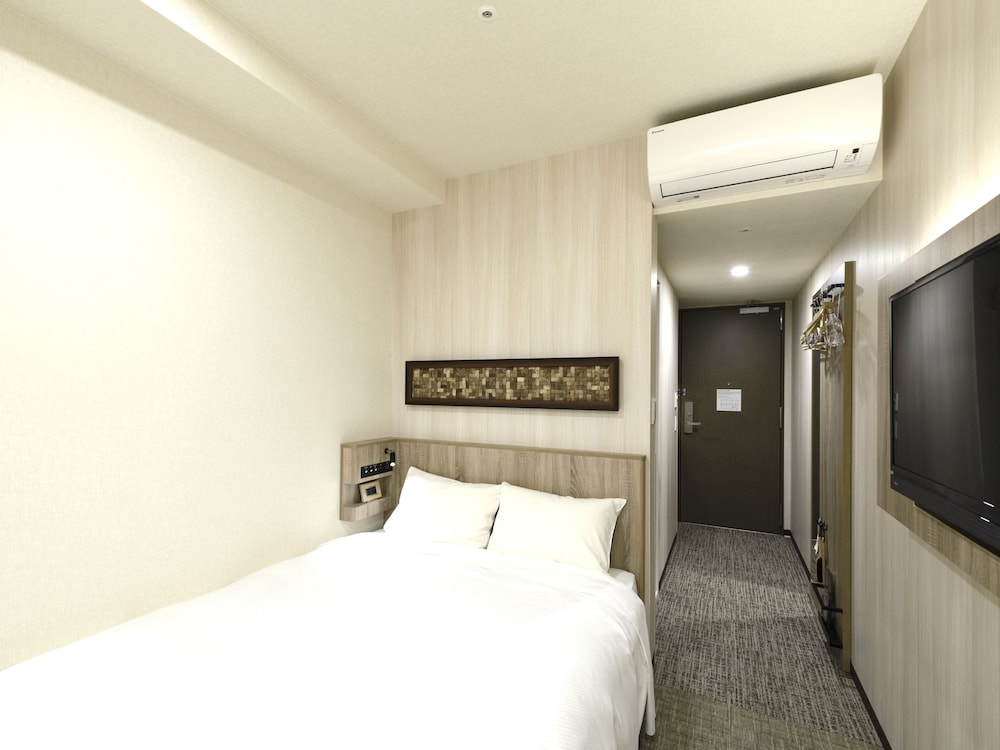 Run of the House for 2 guests - Free-flowing drinks1hour (Within 15:00-20:00 only) photo 3