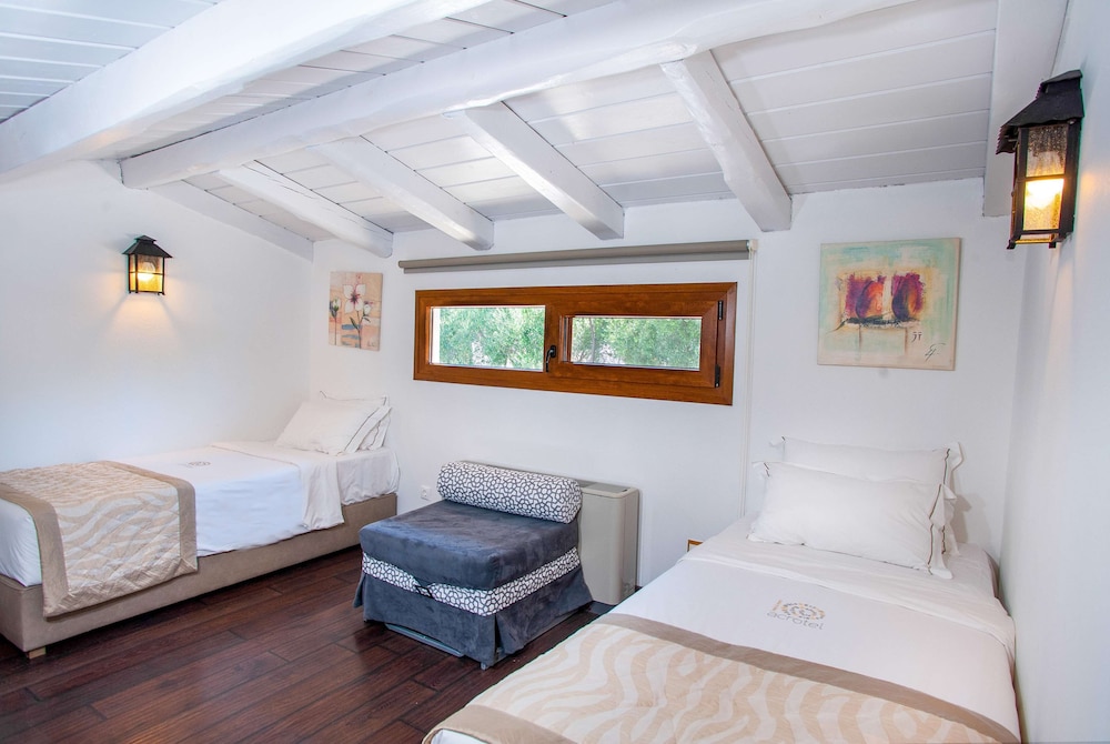 Duplex photo 3