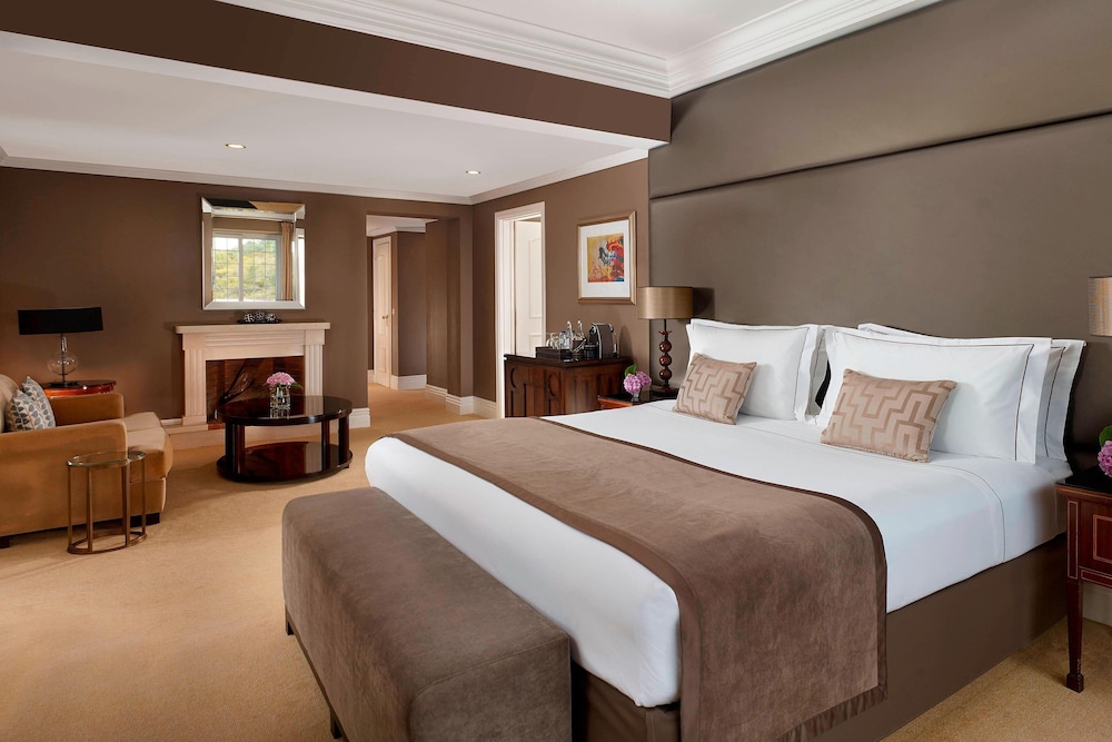 Imperial Suite (Non Smoking)