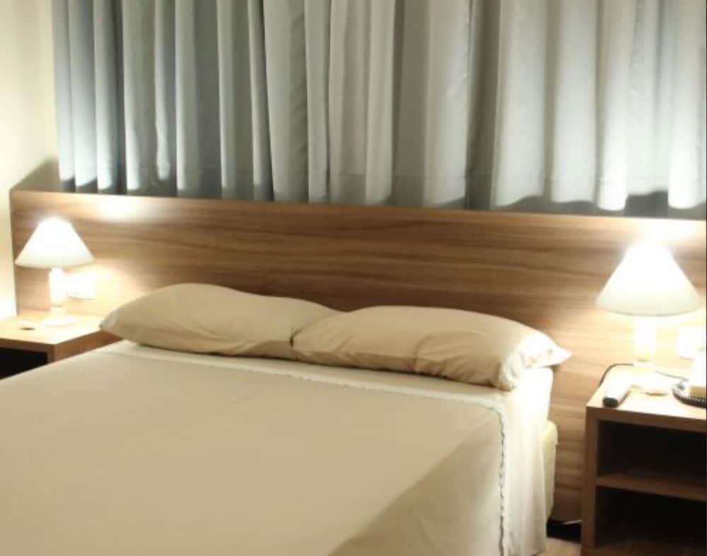 Standard Room, 1 Double or 2 Twin Beds