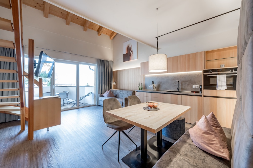 Apartment (70-85qm) - Photo 1