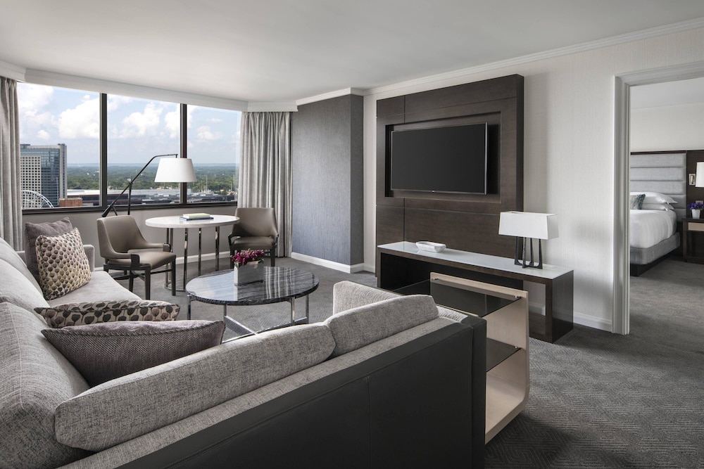 One Bedroom Executive Suite (Non Smoking)