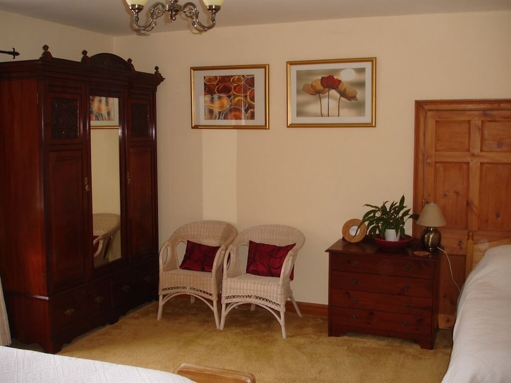 Suite, Private Bathroom photo 2