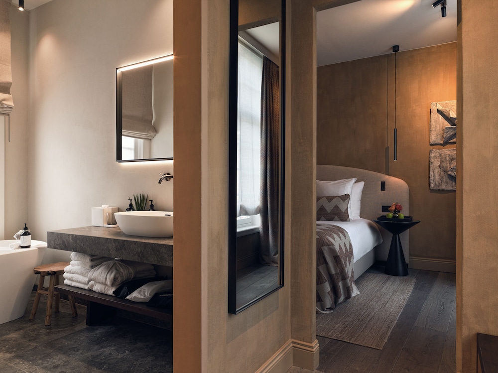 Two Bedroom Suite photo 2