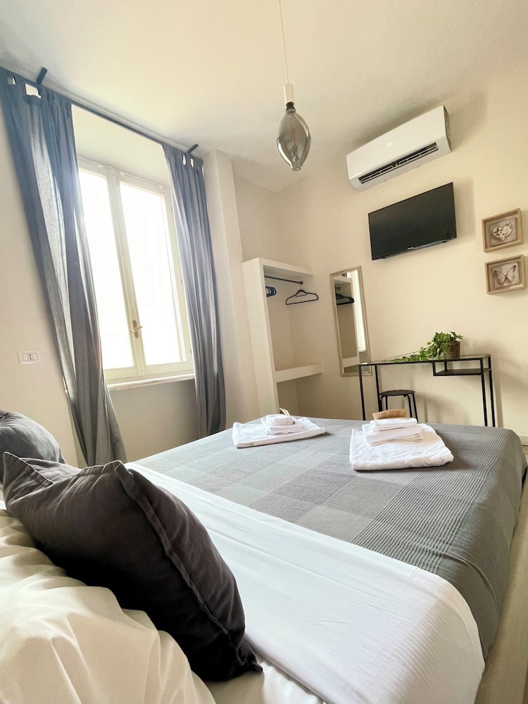 Standard Room photo 3