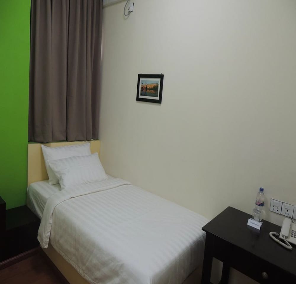 Single Room photo 2