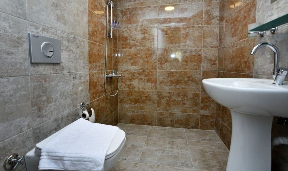 Standard Room photo 2