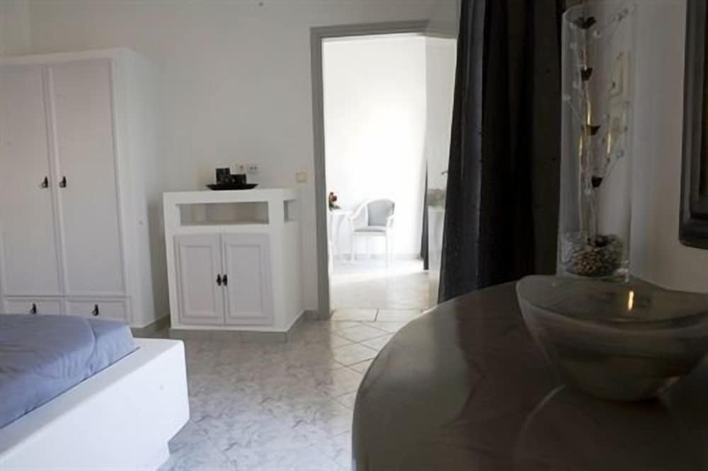 Triple Room - Photo 2