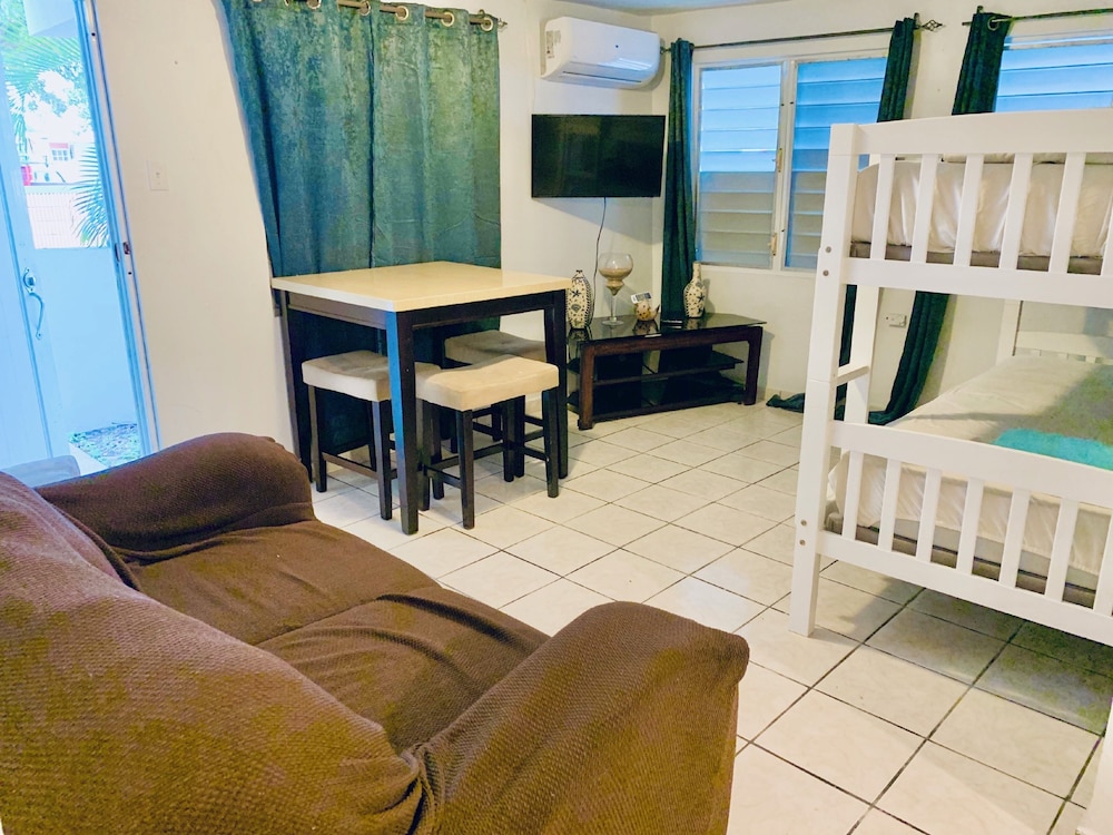 SS 1d - Family 2 Rooms Villa, 2 queens beds, 1st Floor photo 1