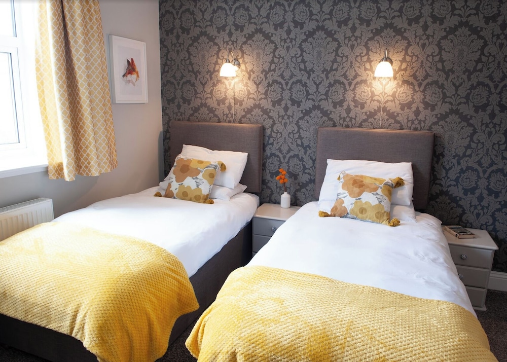Superior Double or Twin Room photo 3