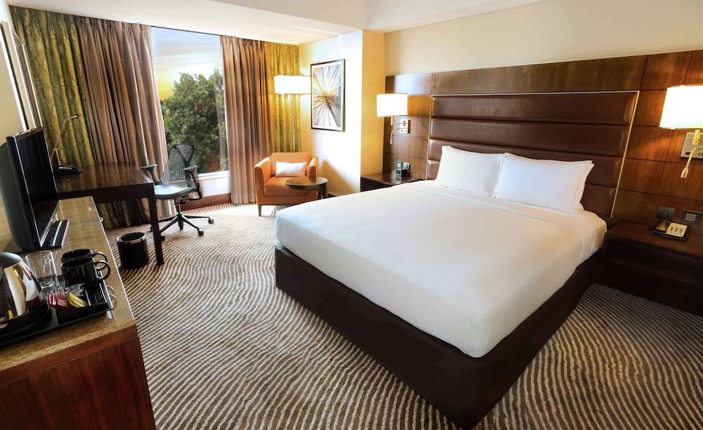 Deluxe Suite, 1 Bedroom - Photo 2