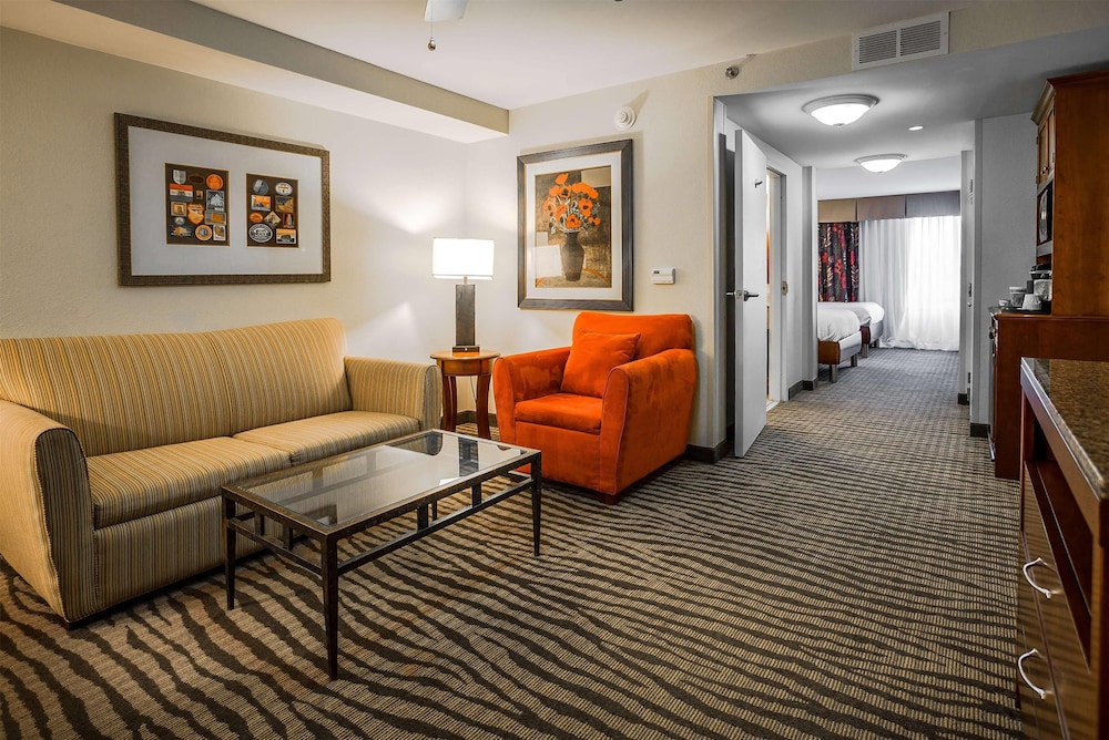 Suite, 2 Double Beds, Mobility Accessible, Non Smoking (Bathtub W/Grab Bars) - Photo 5
