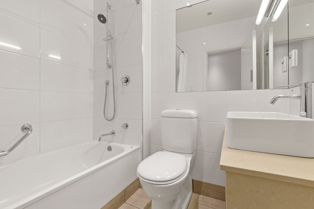 Standard Double Room, 1 Queen Bed, Mountain View photo 3