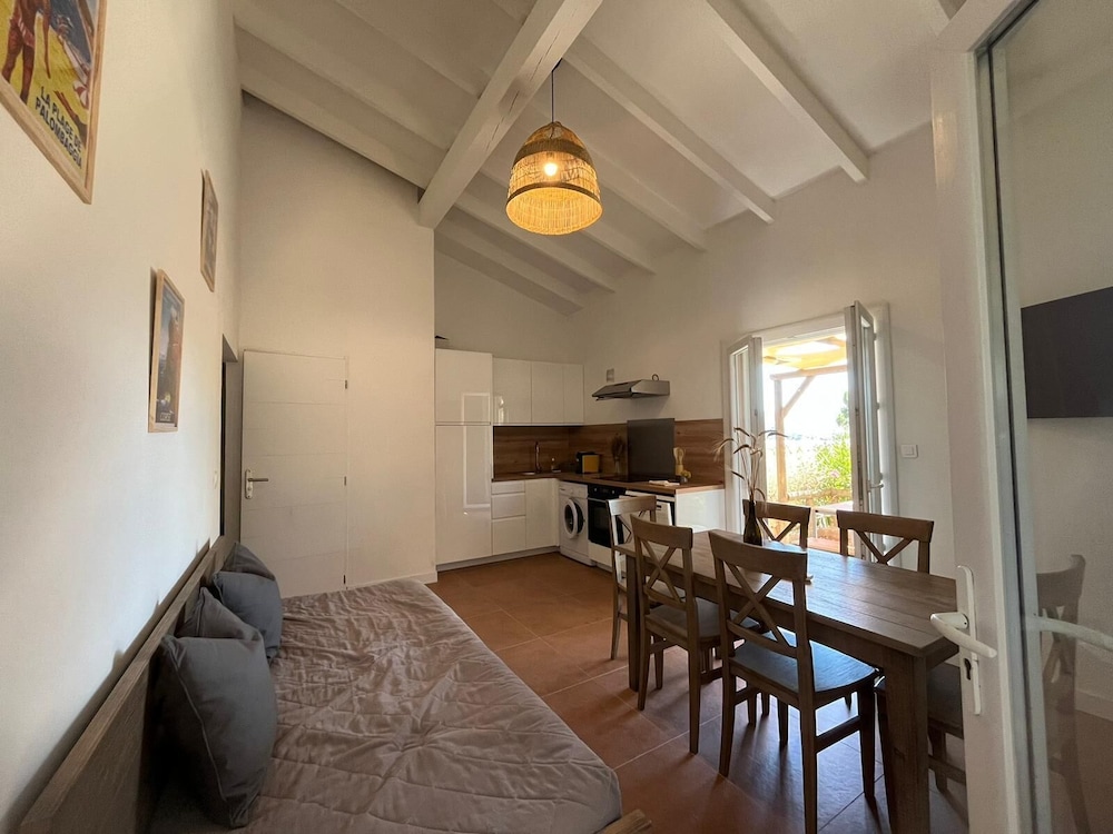 Comfort House, 2 Bedrooms, Balcony, Bay View photo 2