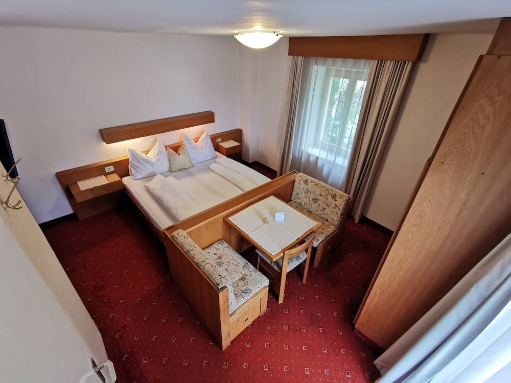Standard Double Room, 1 Bedroom, Balcony, Valley View photo 1