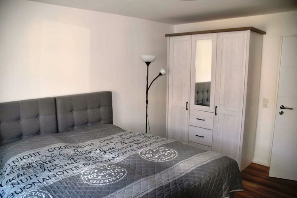 Apartment photo 2