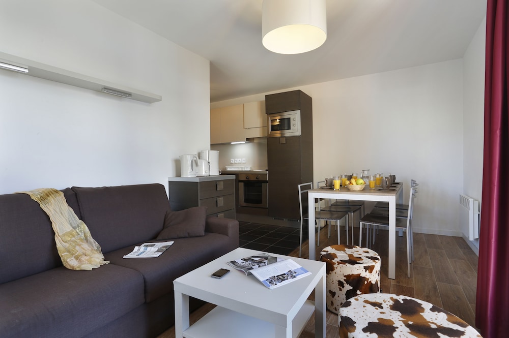 Classic Apartment (2 Chambres - 6 Personnes) - Photo 2
