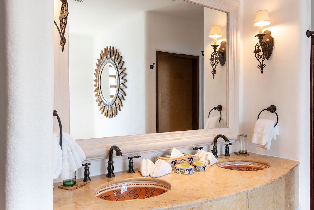 Two Bedroom Gardenview Residence