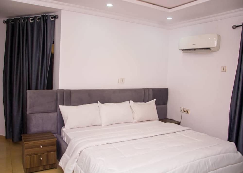 Classic Single Room