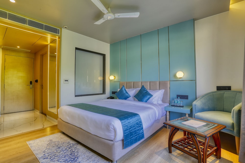 Executive Room - Photo 2
