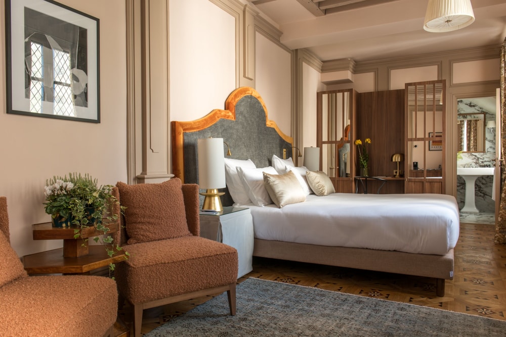 Comfort Suite photo 2