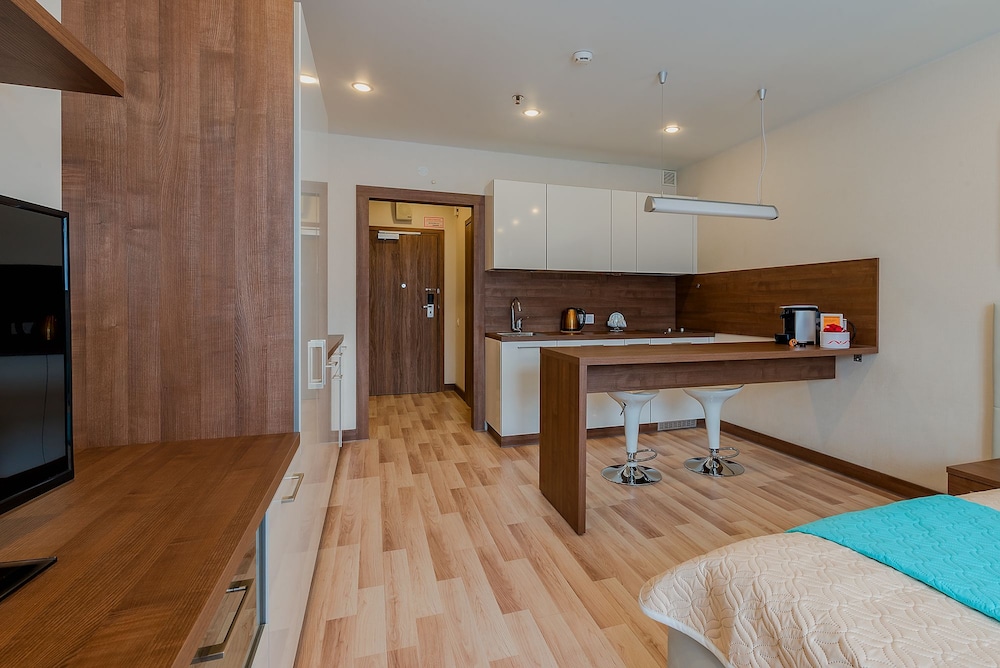 Standard Studio (1449) photo 2