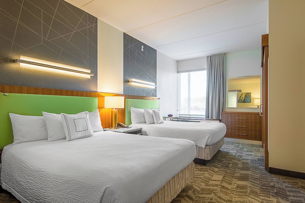 Suite, Multiple Beds - Photo 2