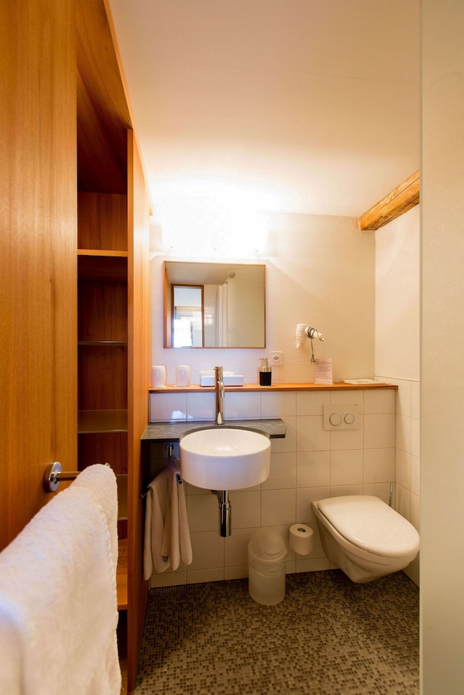 Single Room, Lake View photo 2
