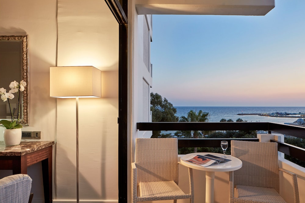 Standard Room, Partial Sea View - Photo 4