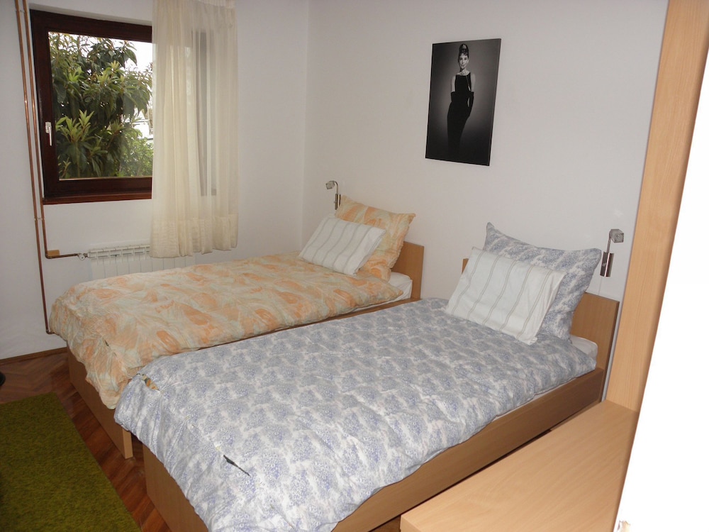 Apartment (Ruzica - 50 m from sea - A2 Veliki (4) photo 2