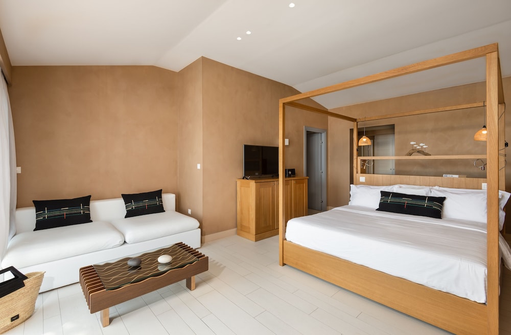 Two Bedroom Suite with Private Pool